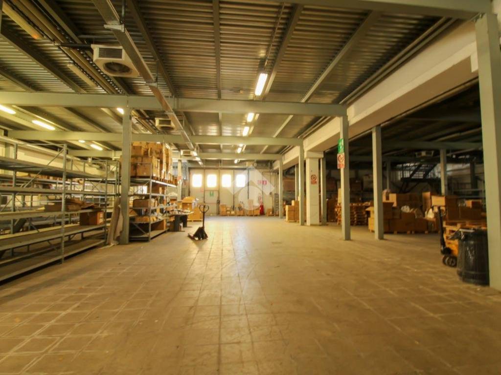 capannone in vendita a Verdello