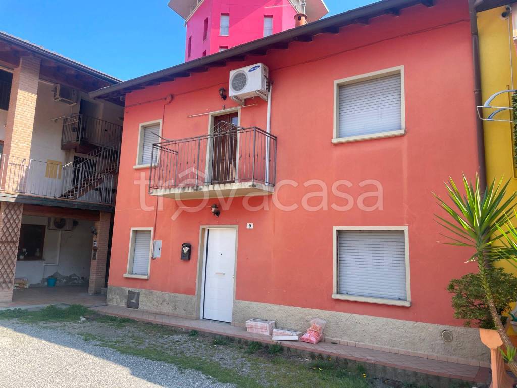 casa indipendente in vendita a Verdello
