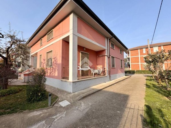 casa indipendente in vendita a Verdello
