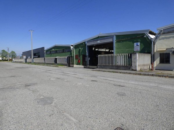 capannone in vendita a Verdello