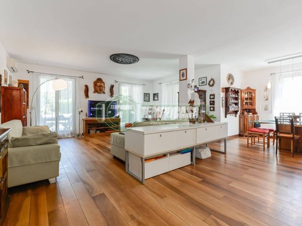 casa indipendente in vendita a Verdello
