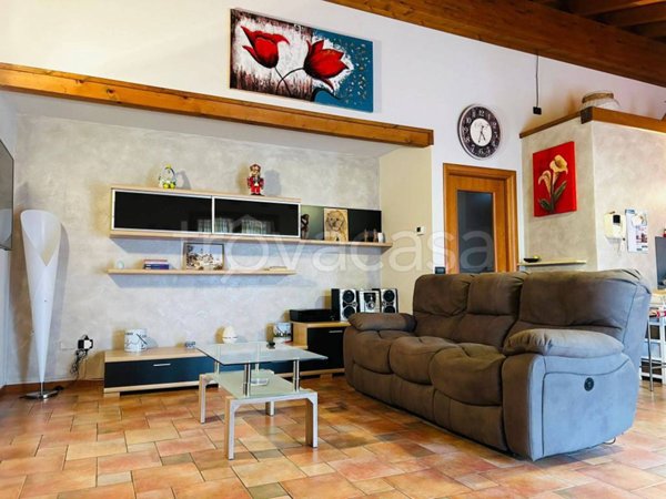 appartamento in vendita a Vertova