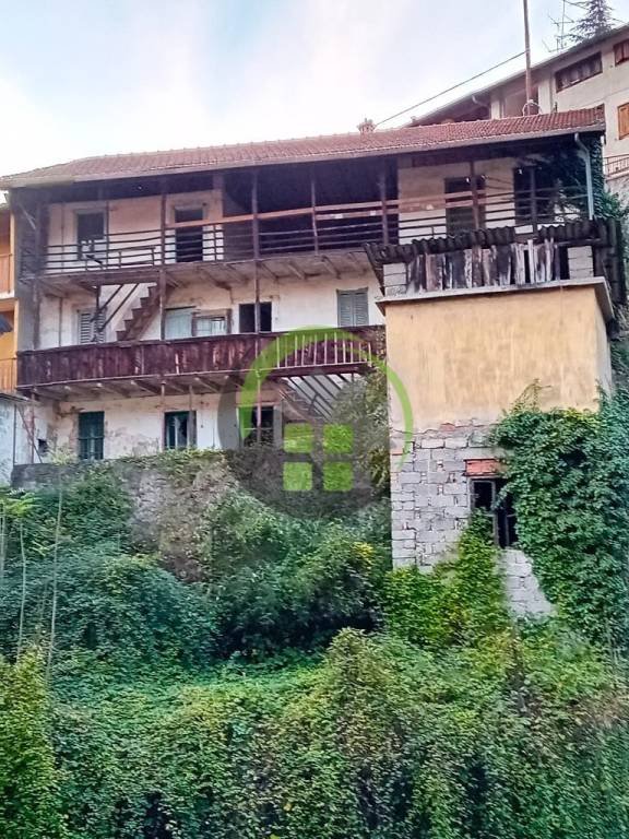 casa indipendente in vendita a Vertova