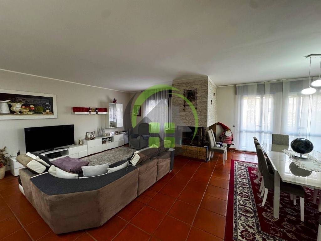 appartamento in vendita a Vertova