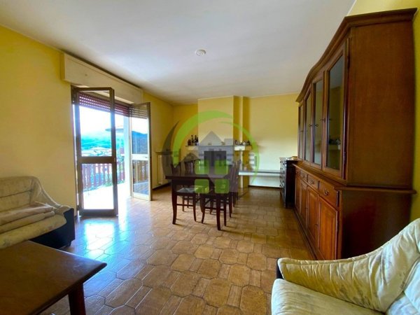 appartamento in vendita a Vertova
