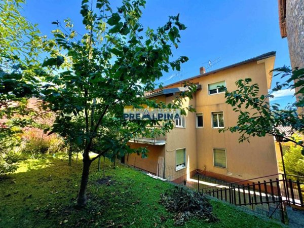 casa indipendente in vendita a Vertova