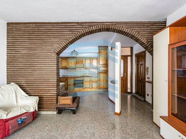 casa indipendente in vendita a Vertova