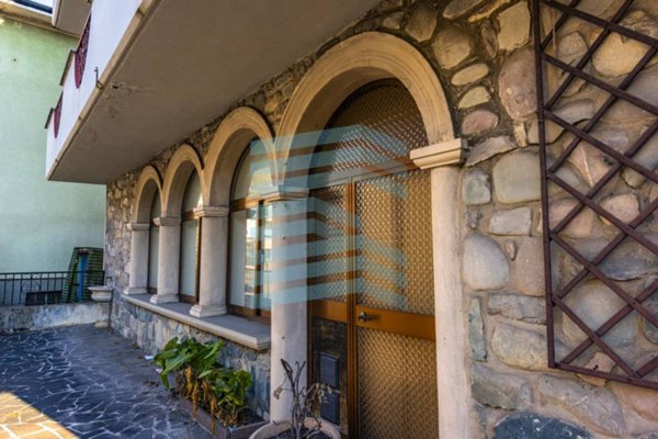 appartamento in vendita a Vertova