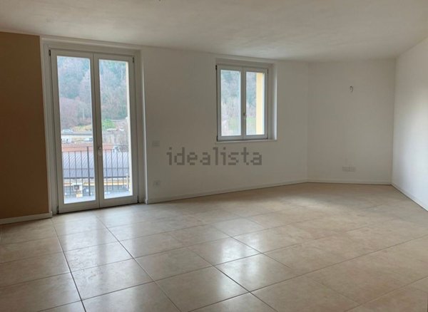 appartamento in vendita a Vertova