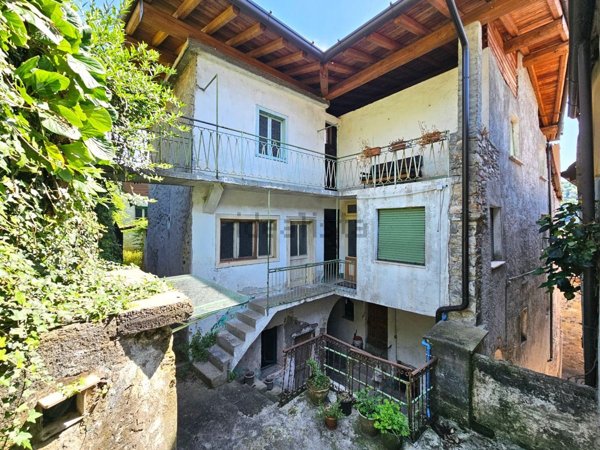 casa indipendente in vendita a Vertova