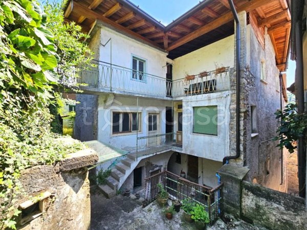 casa indipendente in vendita a Vertova