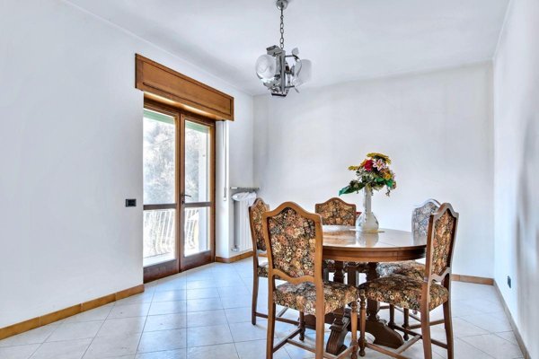 appartamento in vendita a Vertova