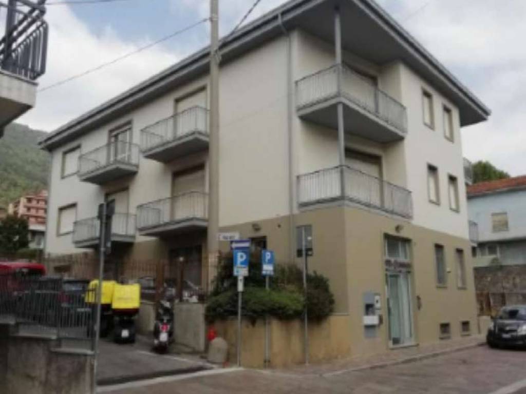 appartamento in vendita a Vertova