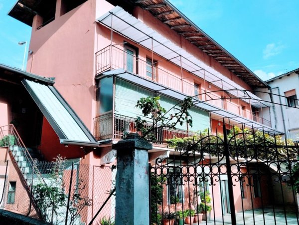 casa indipendente in vendita a Vertova