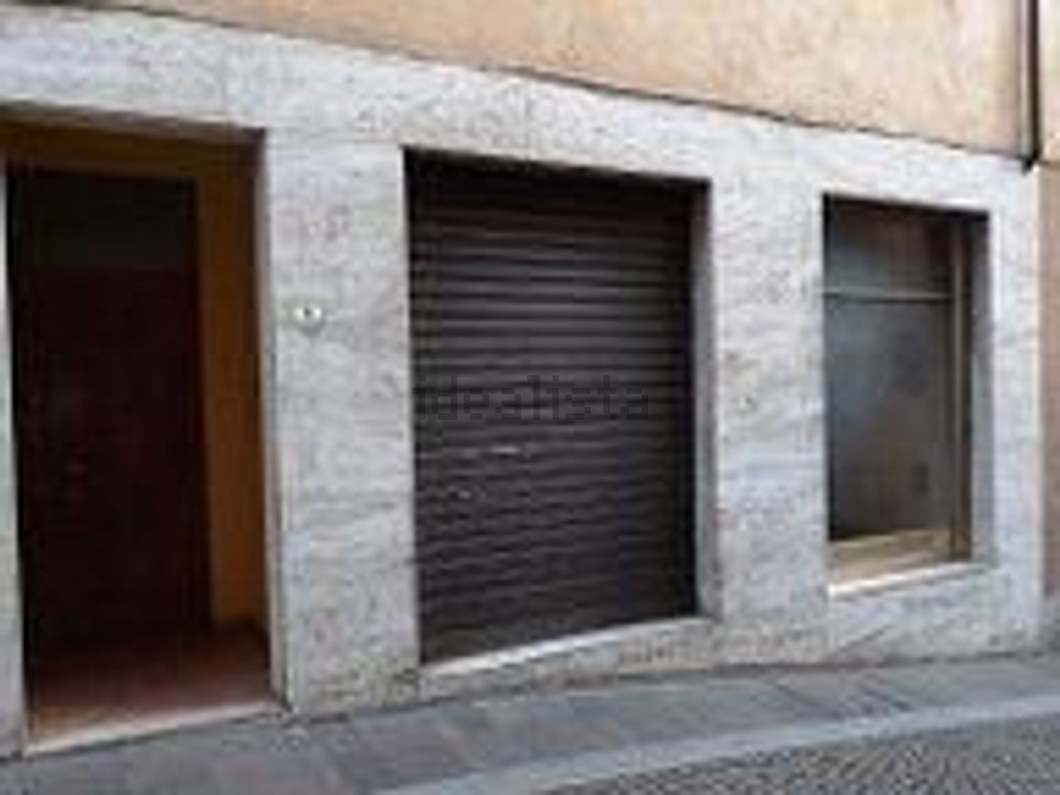 negozio in vendita a Vertova