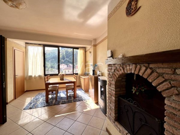 casa indipendente in vendita a Vertova