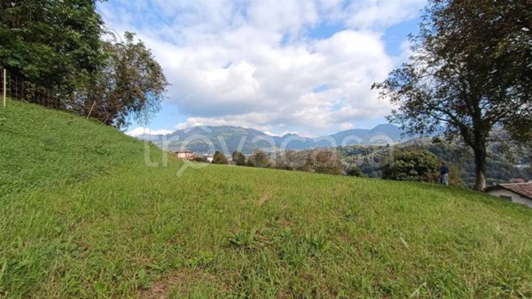 terreno edificabile in vendita a Vertova