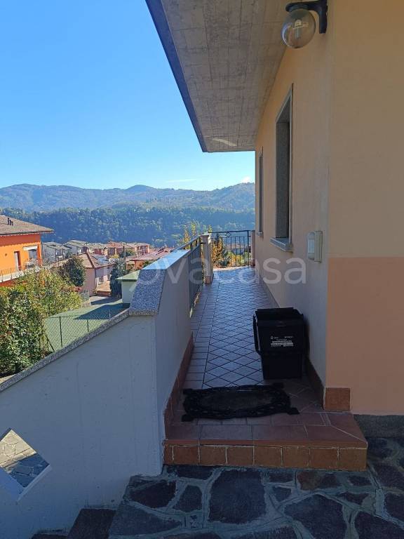 appartamento in vendita a Vertova