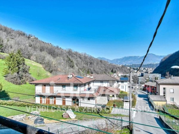 appartamento in vendita a Vertova