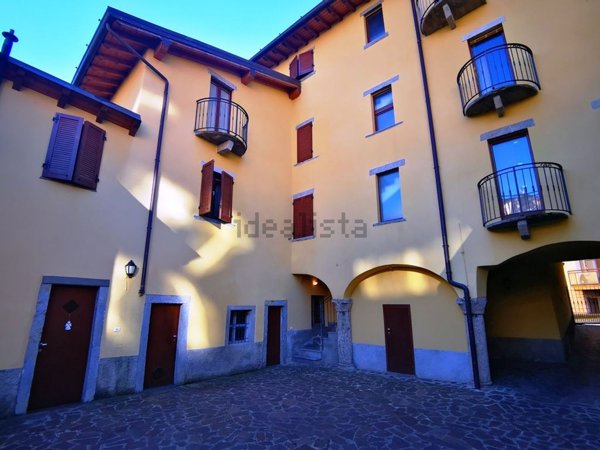 appartamento in vendita a Vertova