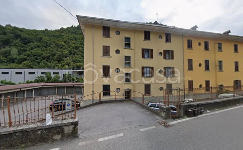 appartamento in vendita a Vertova