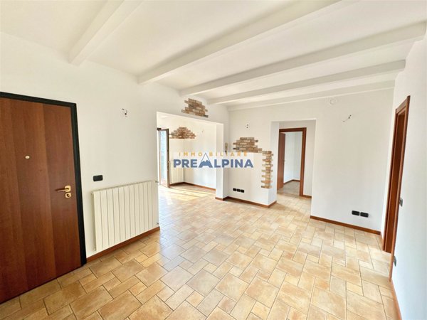 appartamento in vendita a Vertova