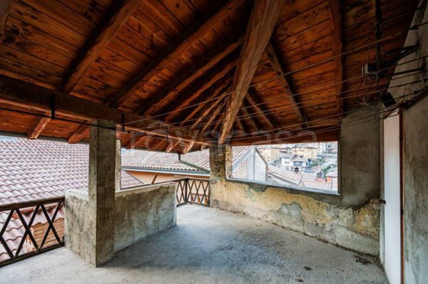 casa indipendente in vendita a Vertova