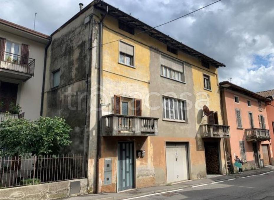 appartamento in vendita a Vertova