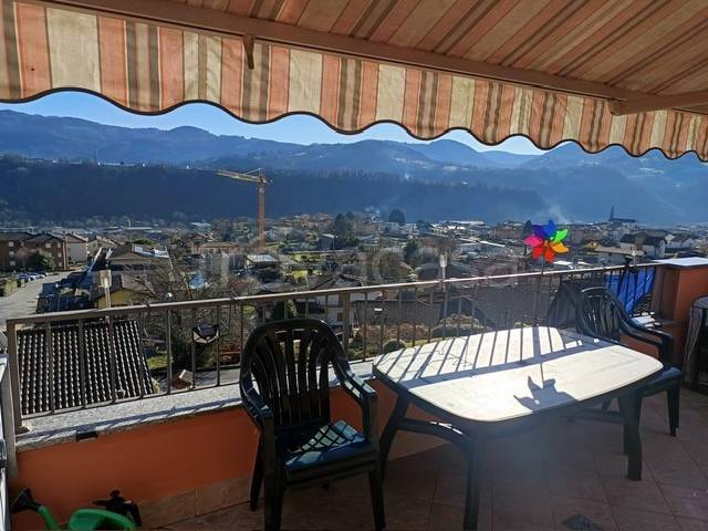 appartamento in vendita a Vertova