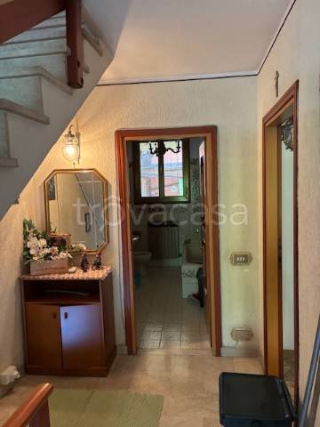 casa indipendente in vendita a Vertova