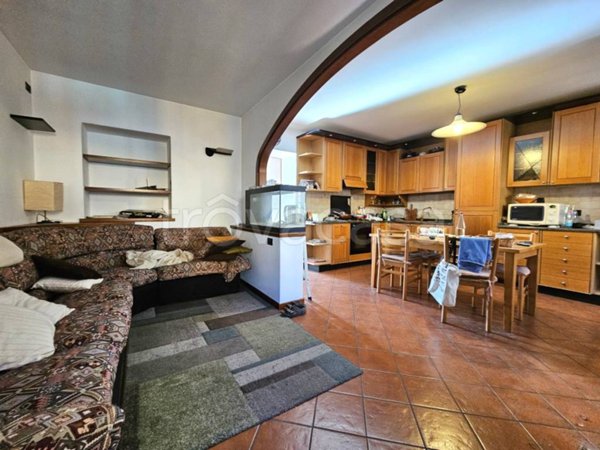 casa indipendente in vendita a Vertova