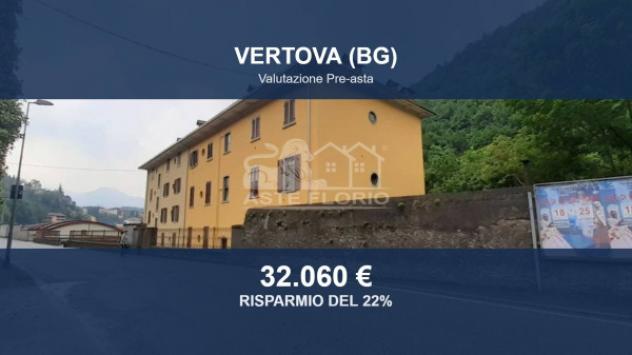 casa indipendente in vendita a Vertova
