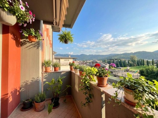 appartamento in vendita a Vertova