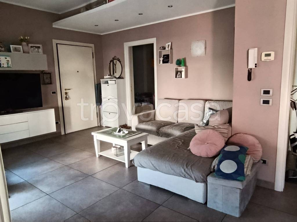 appartamento in vendita a Vertova