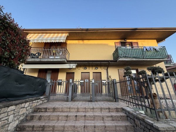 appartamento in vendita a Viadanica