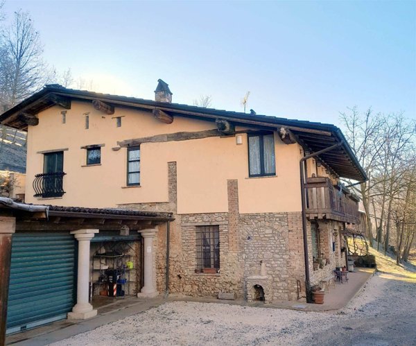 casa indipendente in vendita a Vigolo