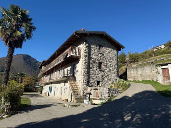 casa indipendente in vendita a Vigolo