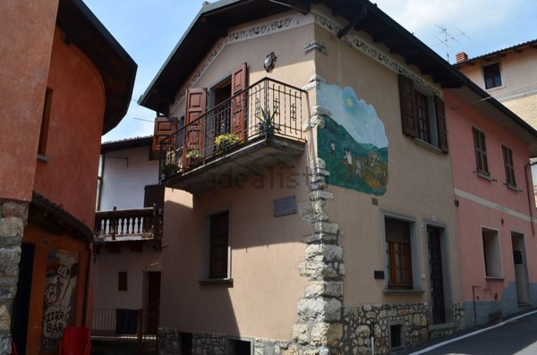 casa indipendente in vendita a Vigolo