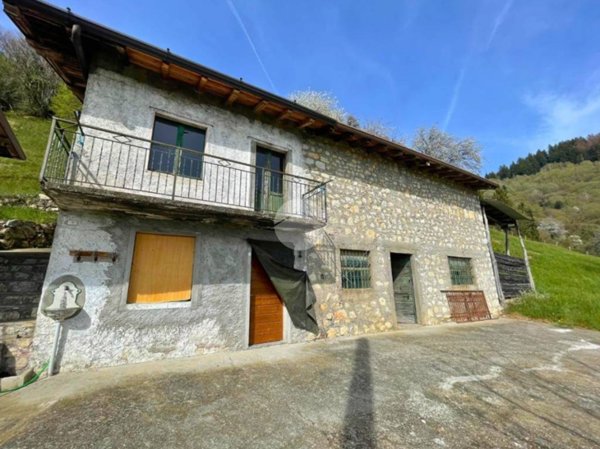 casa indipendente in vendita a Vigolo