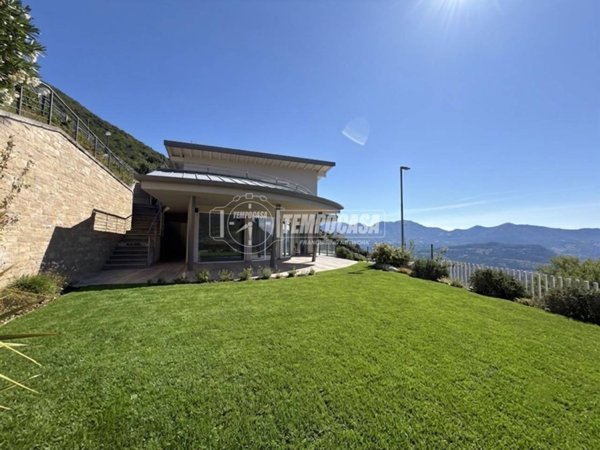 casa indipendente in vendita a Vigolo