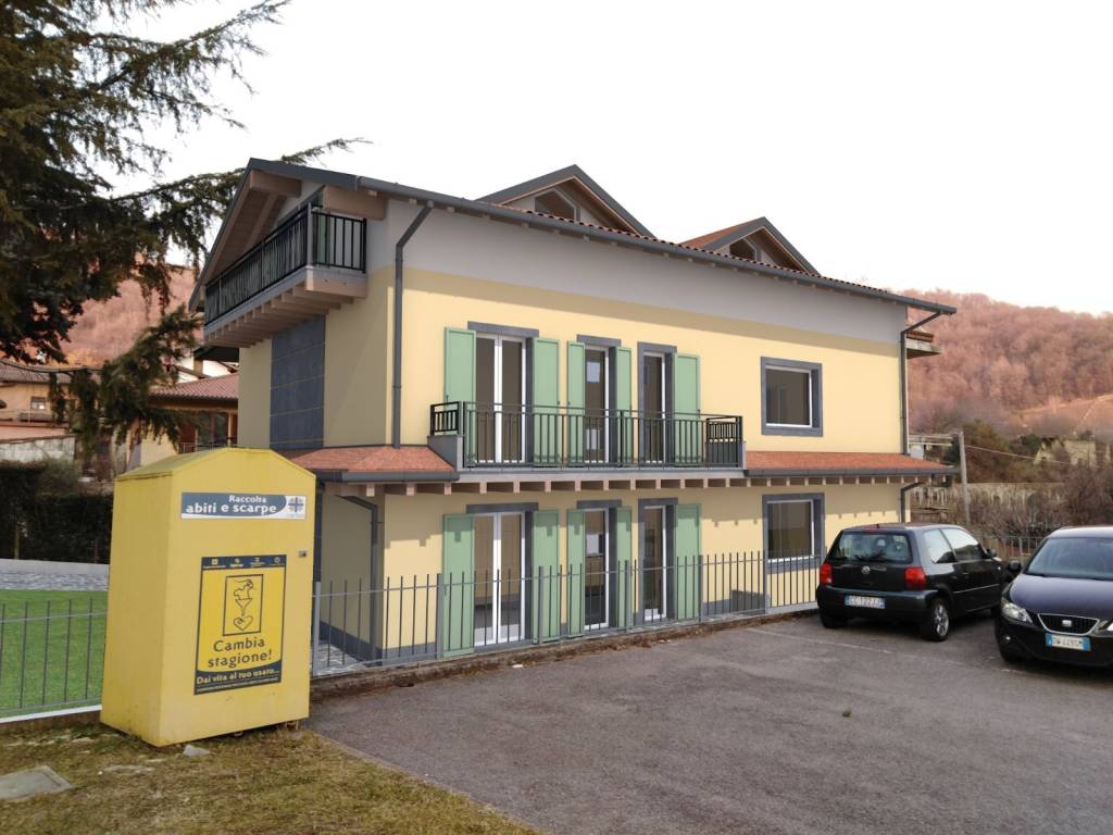 appartamento in vendita a Villa d'Adda in zona Valle
