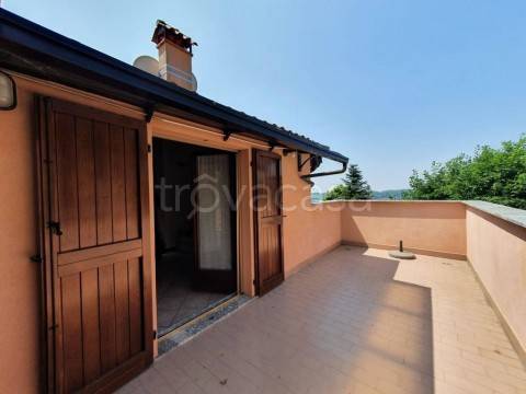 appartamento in vendita a Villa d'Adda