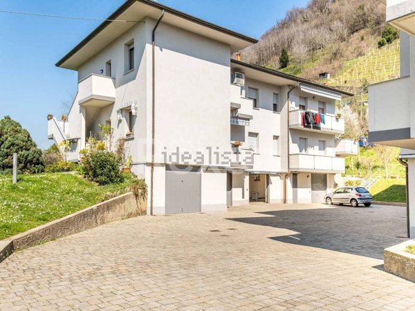 appartamento in vendita a Villa d'Adda