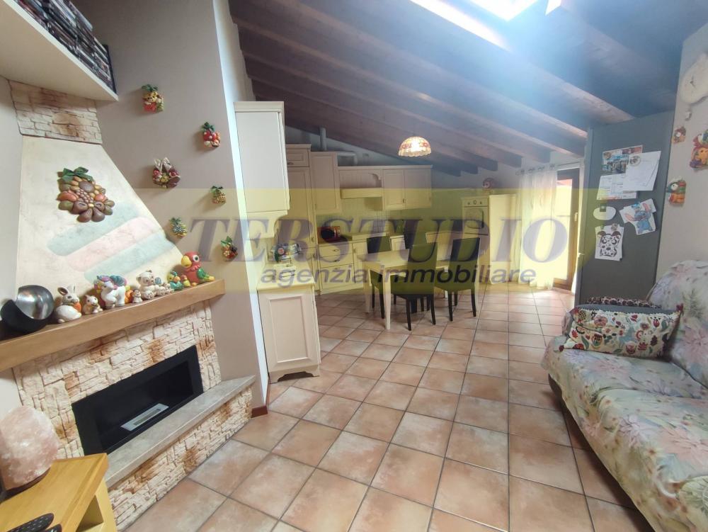 appartamento in vendita a Villa d'Adda