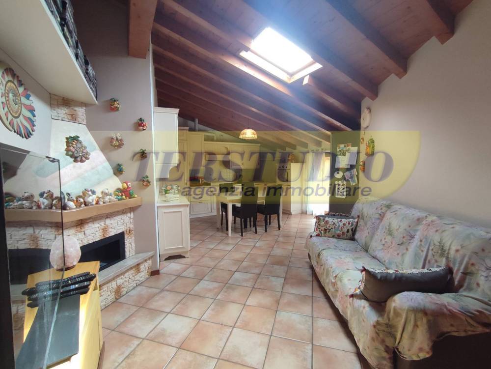 appartamento in vendita a Villa d'Adda
