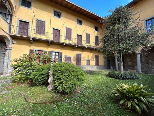 casa indipendente in vendita a Villa d'Adda