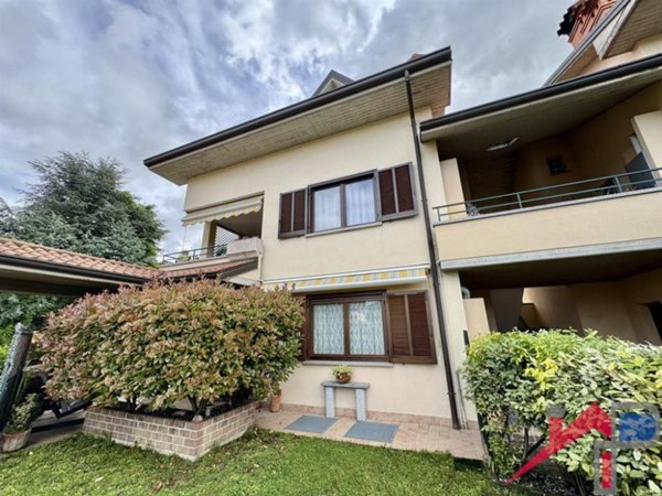 appartamento in vendita a Villa d'Adda