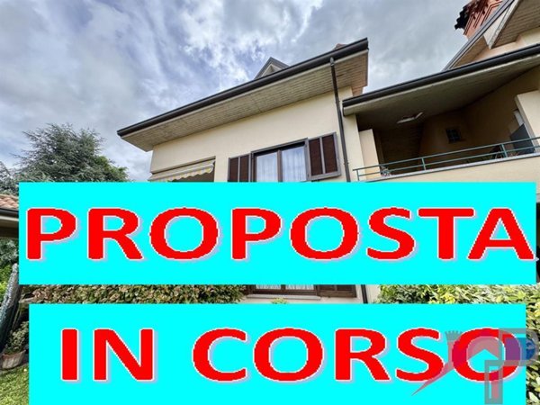 appartamento in vendita a Villa d'Adda