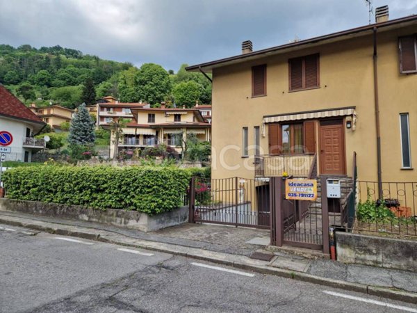 casa indipendente in vendita a Villa d'Adda