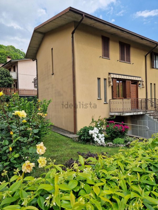 appartamento in vendita a Villa d'Adda